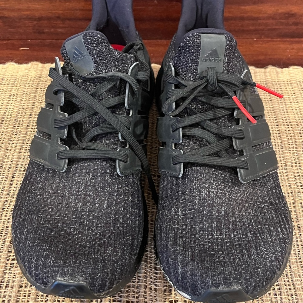 Men’s Adidas Ultra Boost Sneakers, size 10